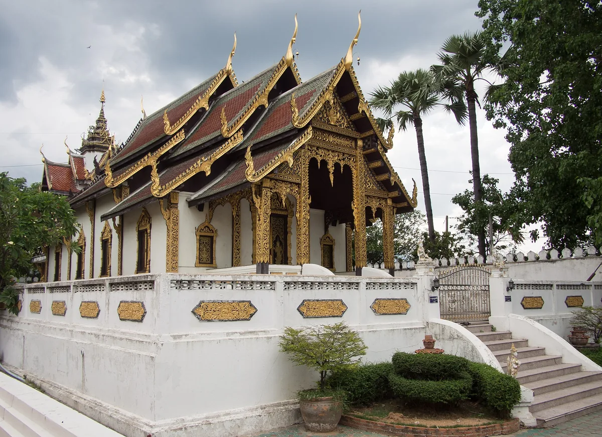 Wat Phra That Si Chom Thong 3