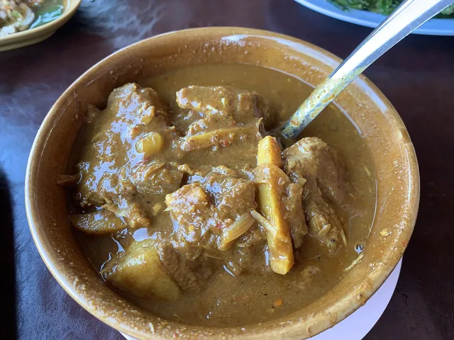 Kaeng Hang Le (Northern Pork Belly Curry)