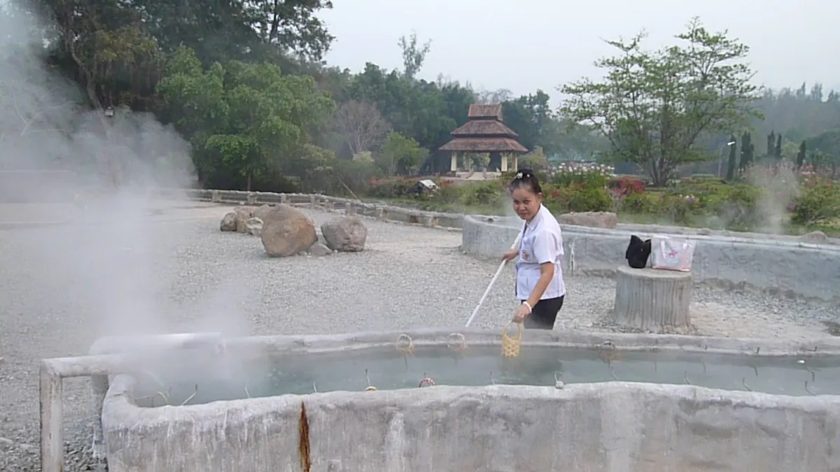 San Kamphaeng Hot Springs 5