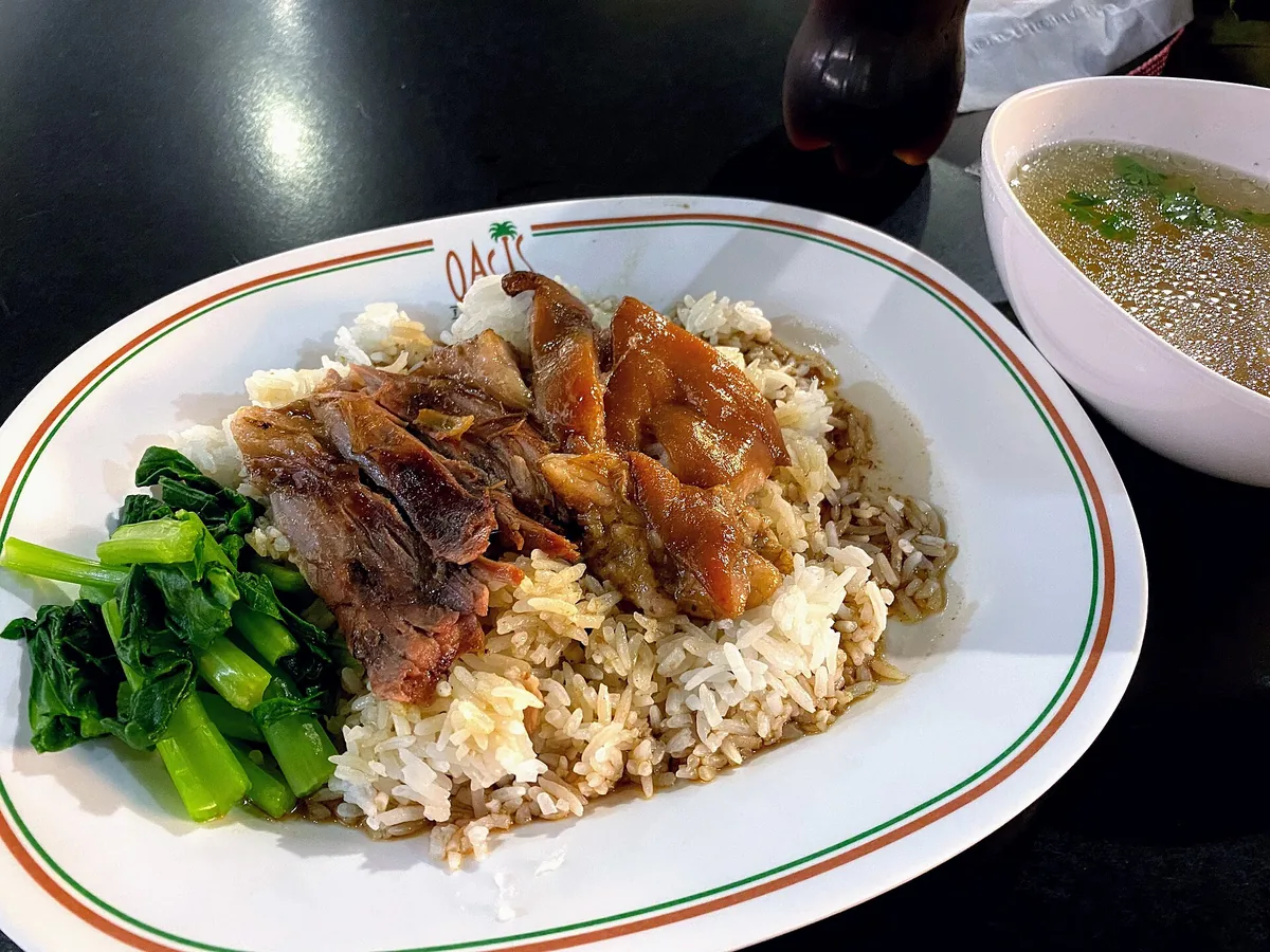 Khao Kha Moo (Braised Pork Leg on Rice) 3