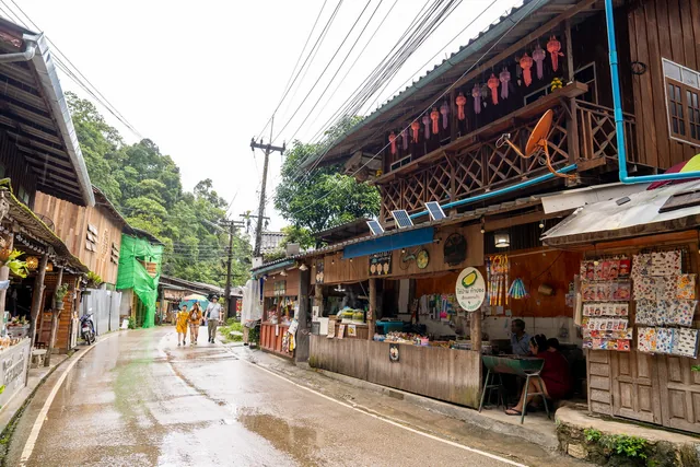 Mae Kampong Day Trip