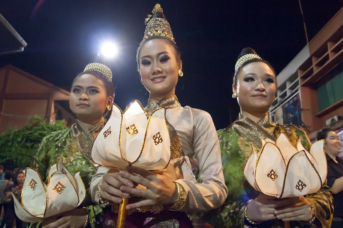 Yi Peng Lantern Festival in Chiang Mai 3